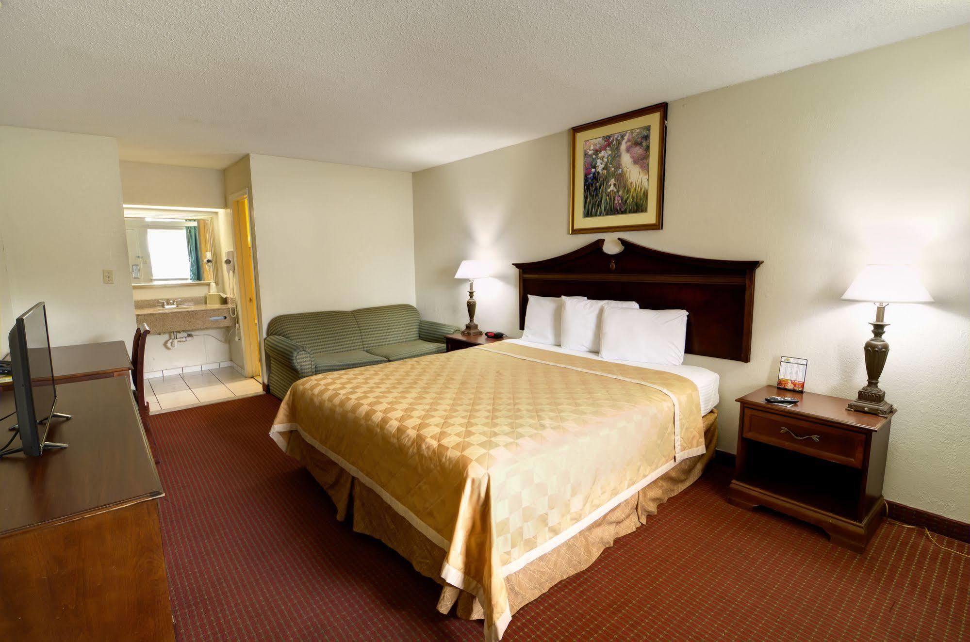 Key West Inn - Newport News Eksteriør bilde