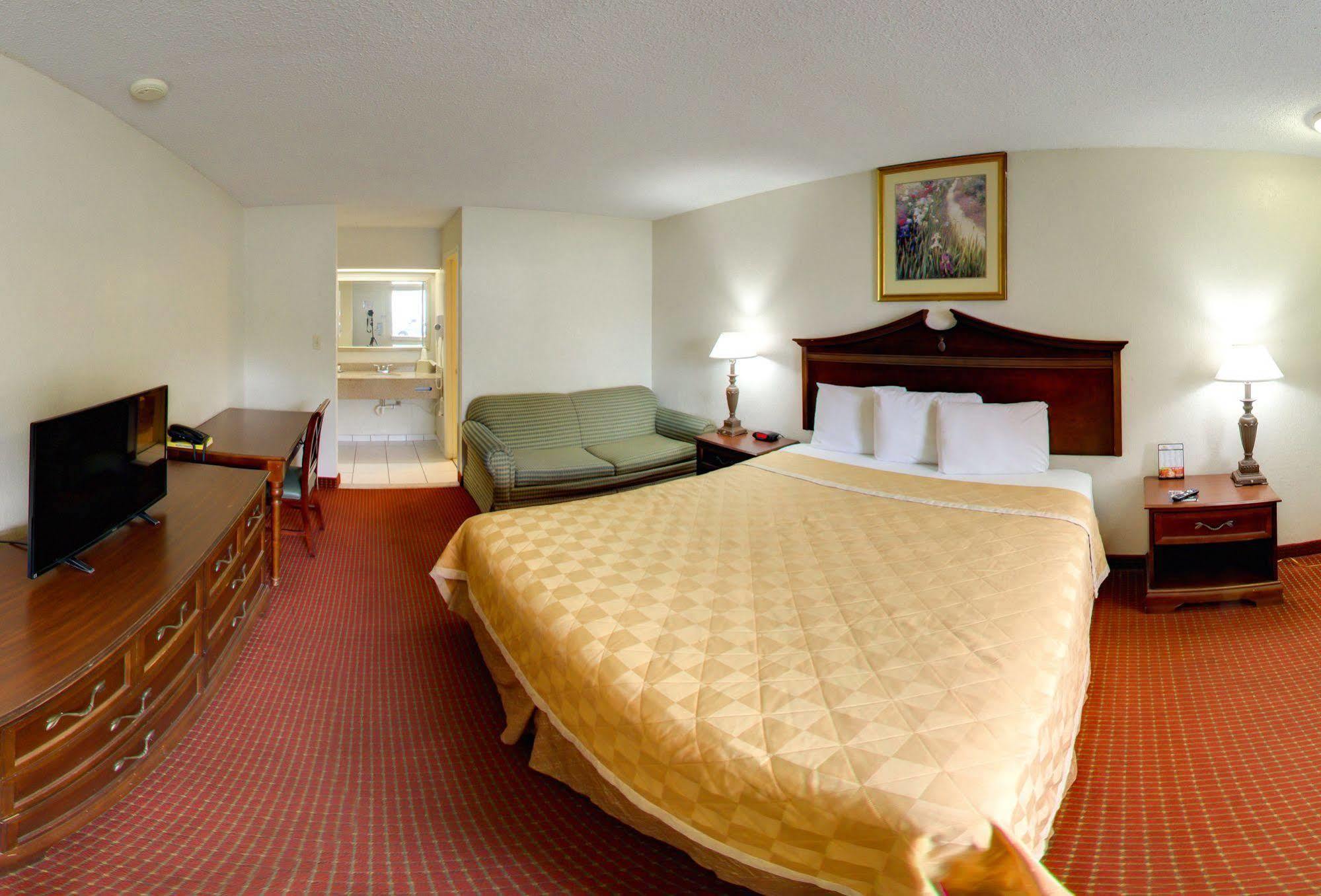 Key West Inn - Newport News Eksteriør bilde